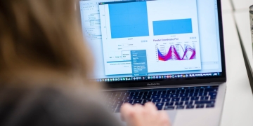 Eight Data App Designs with New Refresh Button Feature
